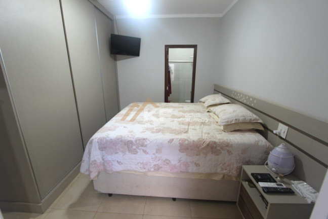 Imagem Casa de Condomínio com 3 Quartos à Venda, 150 m² em Centro - Brodowski Imagem Casa de Condomínio com 3 Quartos à Venda, 150 m² em Centro - Brodowski