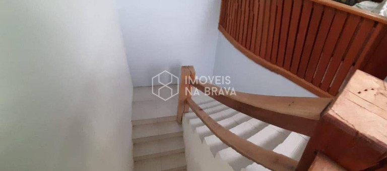 Imagem Casa com 3 Quartos à Venda, 290 m² em Itaipava - Itajaí