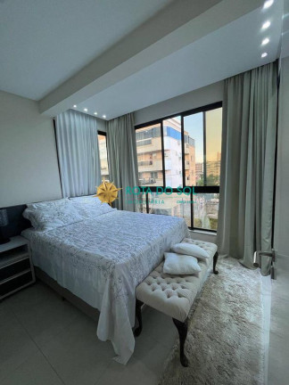 Imagem Cobertura com 3 Quartos à Venda, 124 m² em Bombas - Bombinhas