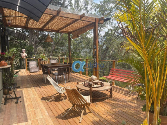 Imagem Casa com 9 Quartos à Venda, 300 m² em Itaipava - Petrópolis