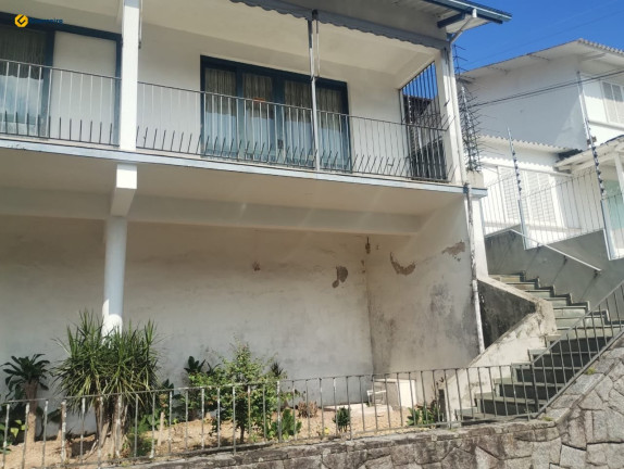 Imagem Casa com 3 Quartos à Venda, 307 m² em Centro - Florianópolis Imagem Casa com 3 Quartos à Venda, 307 m² em Centro - Florianópolis