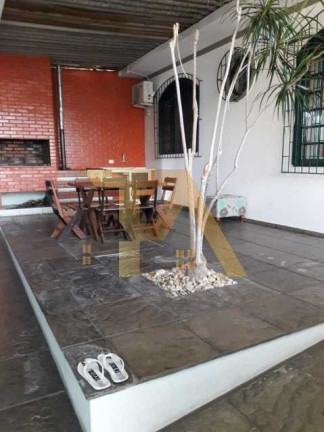 Imagem Imóvel com 2 Quartos à Venda, 184 m² em Jardim Atlântico - Florianópolis