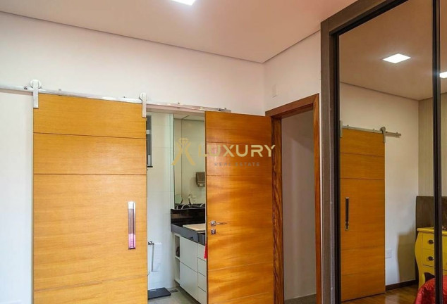 Imagem Imóvel com 4 Quartos à Venda, 180 m² em Santo Antônio - Belo Horizonte