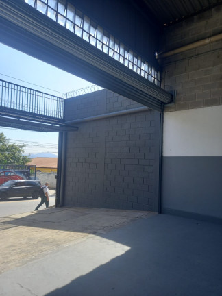 Imóvel Comercial à Venda, 225 m² em Jardim Santo Estêvão - Carapicuíba