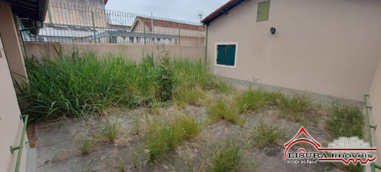 Imagem Casa com 3 Quartos à Venda, 145 m² em Centro - Jacareí