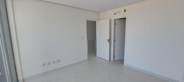 Imagem Sobrado com 3 Quartos à Venda, 150 m² em Village - Capao Da Canoa