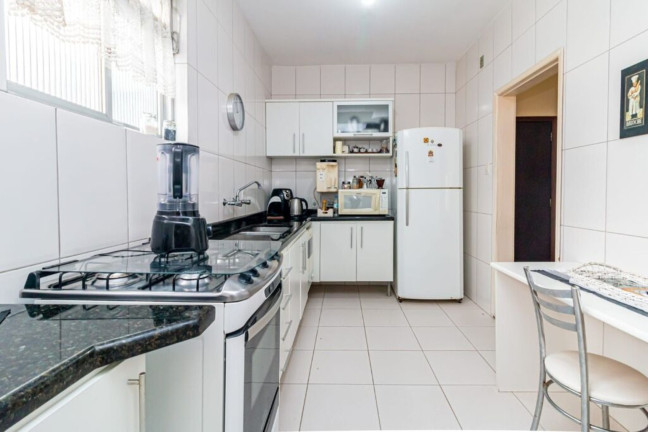 Imagem Imóvel com 3 Quartos à Venda, 100 m² em Menino Deus - Porto Alegre Imagem Imóvel com 3 Quartos à Venda, 100 m² em Menino Deus - Porto Alegre