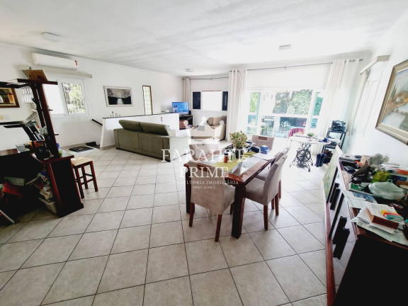 Imagem Casa com 3 Quartos à Venda, 400 m² em Canto Do Forte - Praia Grande Imagem Casa com 3 Quartos à Venda, 400 m² em Canto Do Forte - Praia Grande
