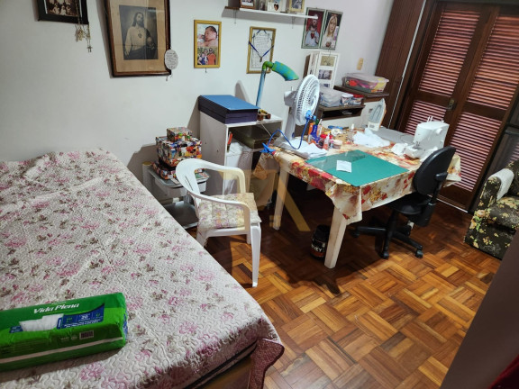 Imagem Imóvel com 5 Quartos à Venda, em Bom Jesus - Porto Alegre Imagem Imóvel com 5 Quartos à Venda, em Bom Jesus - Porto Alegre