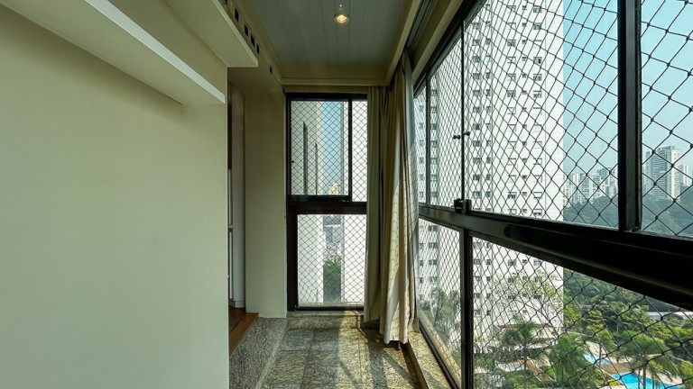 Imagem Imóvel com 3 Quartos à Venda, 164 m² em Vila Andrade - São Paulo