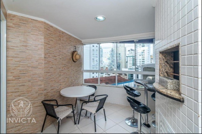 Apartamento com 2 Quartos à Venda, 135 m² em Centro - Balneário Camboriú