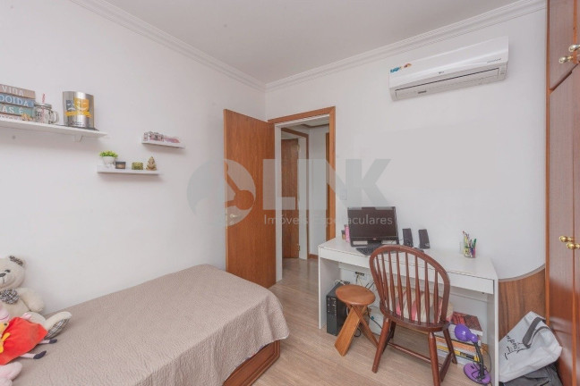 Imagem Apartamento com 3 Quartos à Venda, 103 m² em Centro Histórico - Porto Alegre Imagem Apartamento com 3 Quartos à Venda, 103 m² em Centro Histórico - Porto Alegre