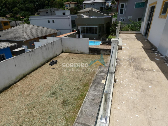 Imagem Casa com 4 Quartos à Venda, 400 m² em Vargem Grande - Teresópolis