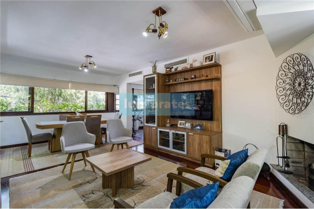 Imagem Apartamento com 3 Quartos à Venda, 258 m² em Mont Serrat - Porto Alegre
