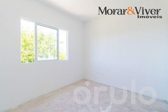 Imagem Sobrado com 3 Quartos à Venda, 102 m² em Uberaba - Curitiba