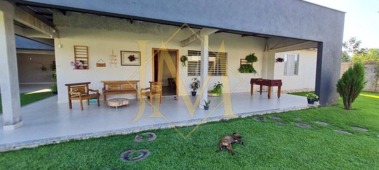 Imagem Chácara com 4 Quartos à Venda, 1.500 m² em Caratinga