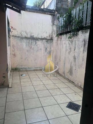 Imagem Casa com 2 Quartos à Venda, 100 m² em Vila Resende - Caçapava
