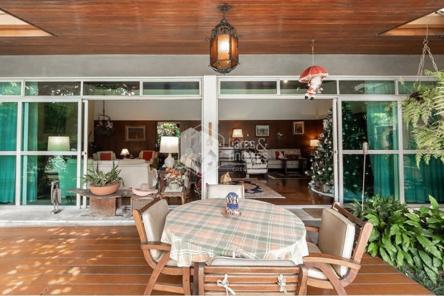 Imagem Casa com 4 Quartos à Venda, 490 m² em Cidade Jardim - São Paulo Imagem Casa com 4 Quartos à Venda, 490 m² em Cidade Jardim - São Paulo
