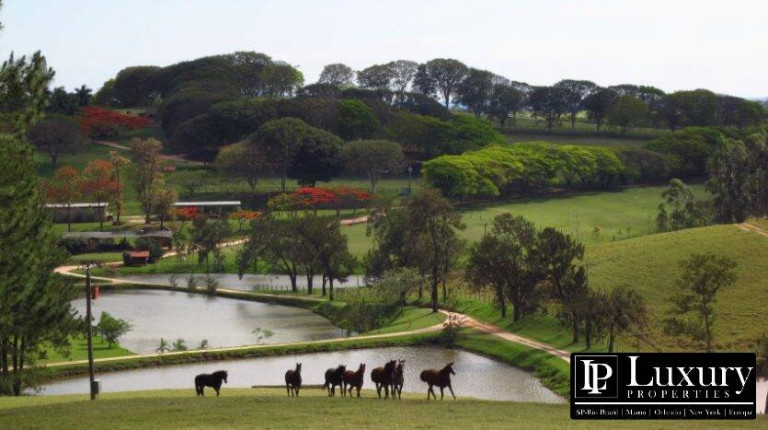 Imagem Chácara com 8 Quartos à Venda, em Centro - Santo Antônio De Posse Imagem Chácara com 8 Quartos à Venda, em Centro - Santo Antônio De Posse