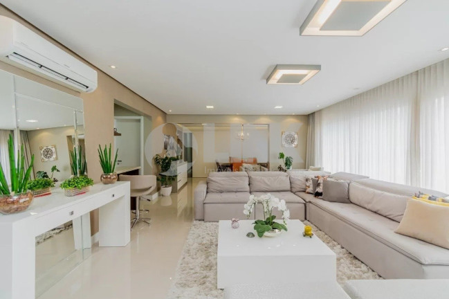 Imagem Apartamento com 3 Quartos à Venda, 158 m² em Menino Deus - Porto Alegre Imagem Apartamento com 3 Quartos à Venda, 158 m² em Menino Deus - Porto Alegre
