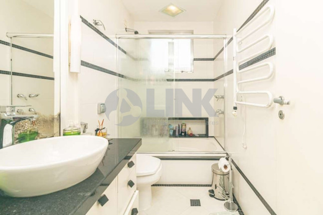Imagem Apartamento com 3 Quartos à Venda, 113 m² em Petropolis - Porto Alegre