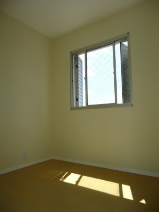 Imagem Apartamento com 3 Quartos à Venda, 60 m² em Sarandi - Porto Alegre