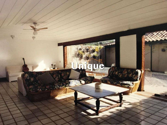 Imagem Casa com 3 Quartos à Venda, 350 m² em Ferradura - Armação Dos Búzios Imagem Casa com 3 Quartos à Venda, 350 m² em Ferradura - Armação Dos Búzios