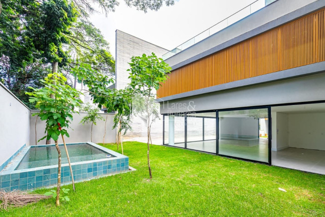 Imagem Casa com 3 Quartos à Venda, 739 m² em Brooklin - São Paulo Imagem Casa com 3 Quartos à Venda, 739 m² em Brooklin - São Paulo