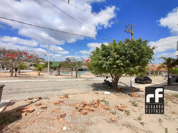 Terreno à Venda, 12 m² em Canafístula - Arapiraca