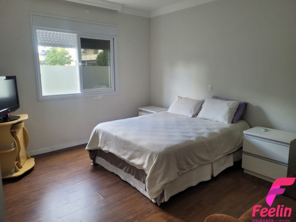Imagem Casa com 4 Quartos à Venda, 306 m² em Campeche - Florianópolis