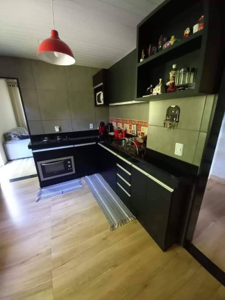 Imagem Casa com 3 Quartos à Venda, 8 m² em Amparo - Nova Friburgo