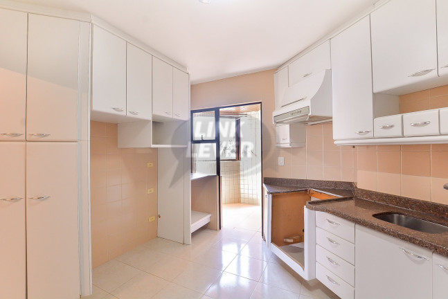 Imagem Apartamento com 3 Quartos à Venda, 92 m² em Bacacheri - Curitiba