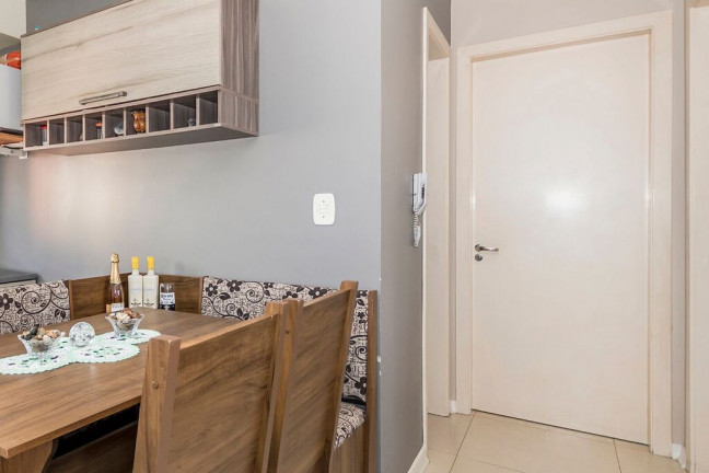 Imagem Apartamento com 2 Quartos à Venda, 47 m² em Restinga - Porto Alegre