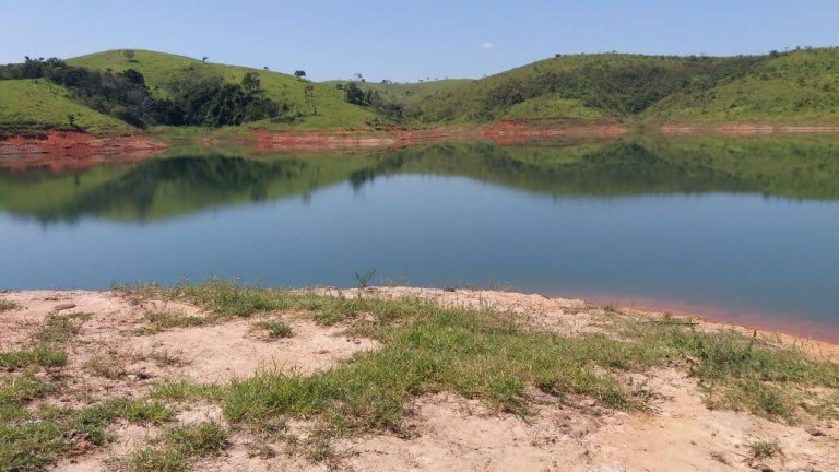 Imagem Chácara à Venda, 30 m² em Tapanhão - Jambeiro Imagem Chácara à Venda, 30 m² em Tapanhão - Jambeiro