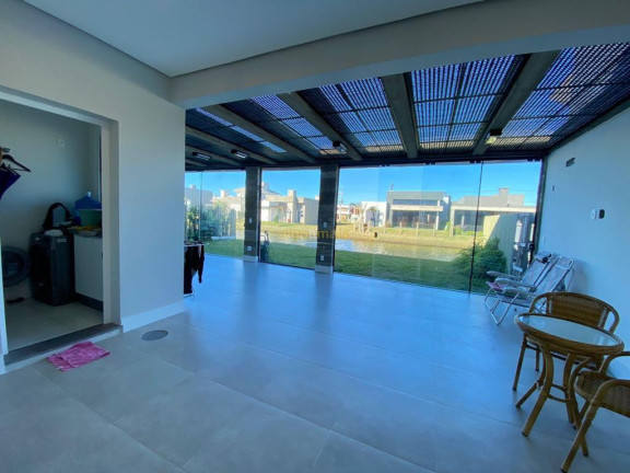 Imagem Casa com 3 Quartos à Venda, 195 m² em Condominio Riviera Xangri-la - Xangri-lá Imagem Casa com 3 Quartos à Venda, 195 m² em Condominio Riviera Xangri-la - Xangri-lá