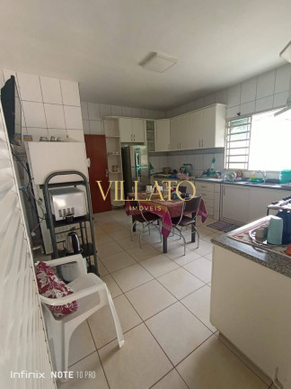 Imagem Casa com 3 Quartos à Venda, 468 m² em Setor Castelo Branco - Goiânia