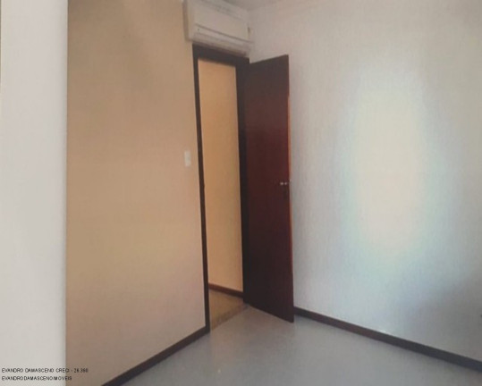 Imagem Casa com 4 Quartos à Venda, 250 m² em Buraquinho - Lauro De Freitas