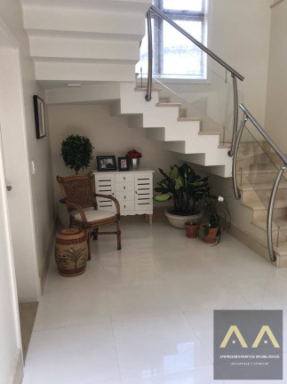 Imagem Casa com 5 Quartos à Venda, 597 m² em Alphaville - Santana De Parnaíba Imagem Casa com 5 Quartos à Venda, 597 m² em Alphaville - Santana De Parnaíba