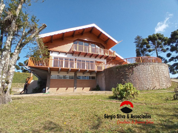 Casa com 4 Quartos para Temporada,  em Alto Do Boa Vista - Campos Do Jordão