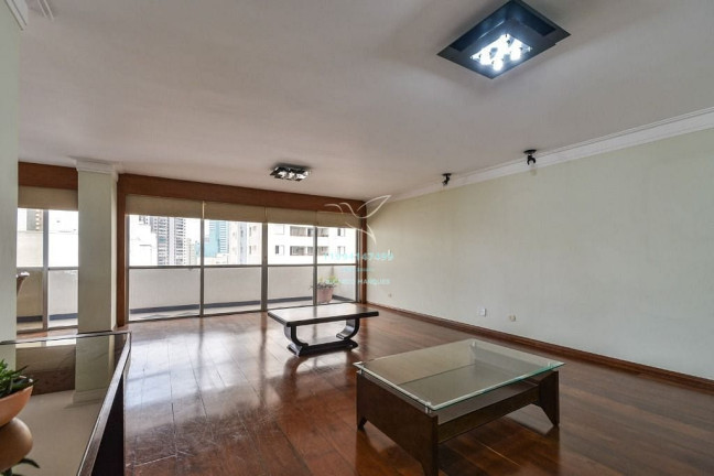 Imagem Apartamento com 3 Quartos à Venda, 241 m² em Aclimação - São Paulo Imagem Apartamento com 3 Quartos à Venda, 241 m² em Aclimação - São Paulo