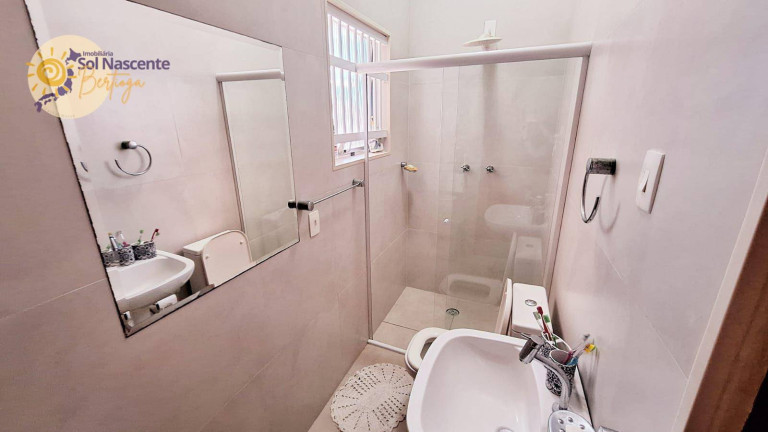 Imagem Casa com 5 Quartos à Venda, 229 m² em Centro - Bertioga