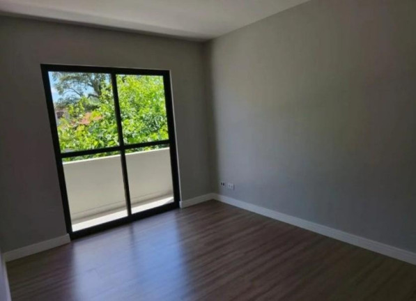 Imagem Casa com 3 Quartos à Venda, 135 m² em Jardim Das Américas - Curitiba Imagem Casa com 3 Quartos à Venda, 135 m² em Jardim Das Américas - Curitiba