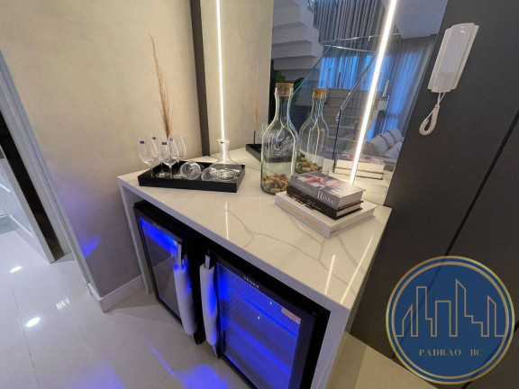 Imagem Apartamento com 3 Quartos à Venda, 240 m² em Centro - Balneário Camboriú Imagem Apartamento com 3 Quartos à Venda, 240 m² em Centro - Balneário Camboriú