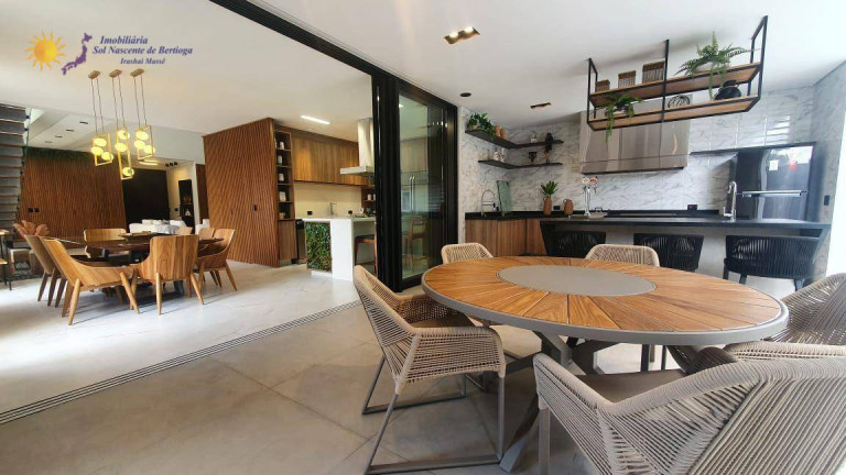 Imagem Casa com 5 Quartos à Venda, 389 m² em Riviera De São Lourenço - Bertioga Imagem Casa com 5 Quartos à Venda, 389 m² em Riviera De São Lourenço - Bertioga