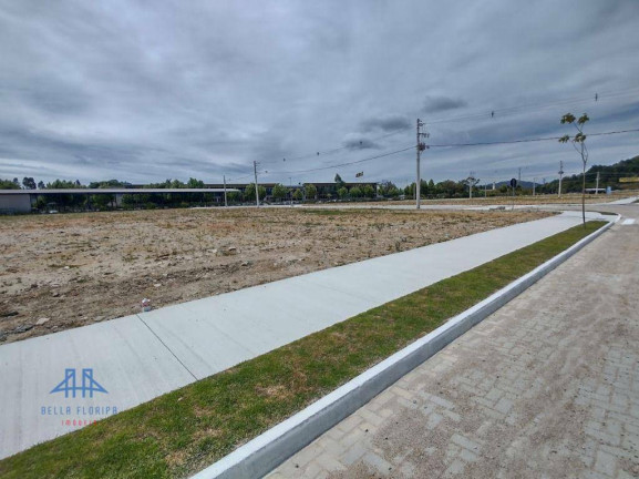 Terreno à Venda, 360 m² em Canasvieiras - Florianópolis