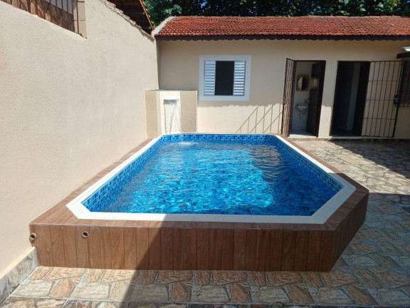 Imagem Casa com 3 Quartos à Venda, 260 m² em Itaóca - Mongaguá