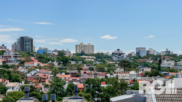 Imagem Casa com 4 Quartos à Venda, 282 m² em Chácara Das Pedras - Porto Alegre