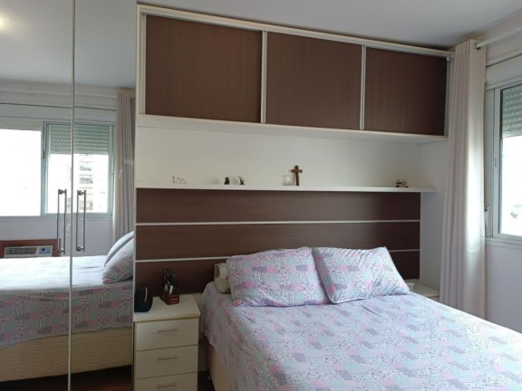 Imagem Apartamento com 3 Quartos à Venda, 84 m² em Jardim Botânico - Porto Alegre Imagem Apartamento com 3 Quartos à Venda, 84 m² em Jardim Botânico - Porto Alegre