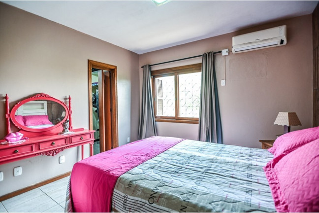 Imagem Casa com 2 Quartos à Venda,  em Serraria - Porto Alegre