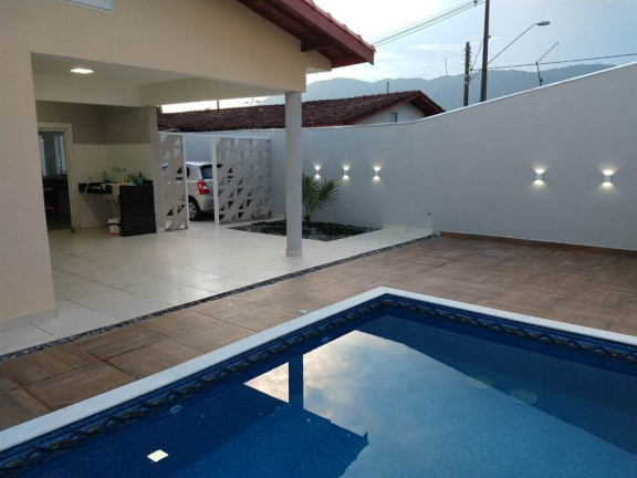 Imagem Casa com 3 Quartos à Venda, 145 m² em Balneario Florida - Praia Grande Imagem Casa com 3 Quartos à Venda, 145 m² em Balneario Florida - Praia Grande